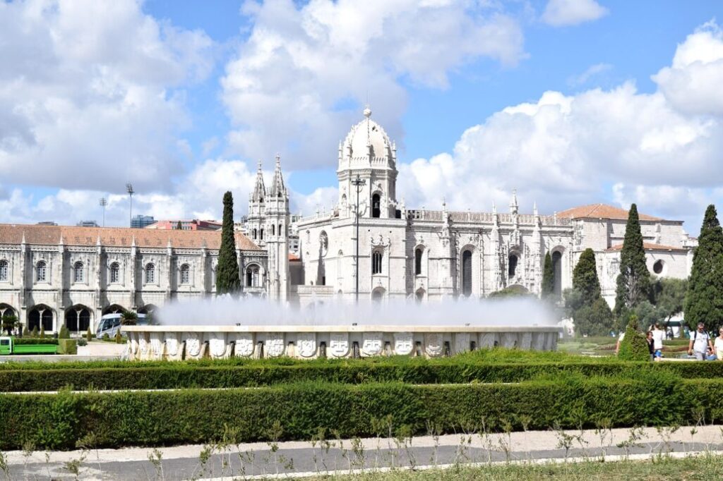 lisbon, portugal, castle, fountain, exterior art, city, lisboa, summer, lisbon, lisbon, lisbon, lisbon, lisbon, nature, lisboa, lisboa, lisboa